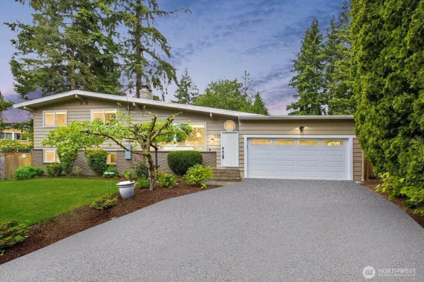 Property photo for 509 147th Place Ne, Bellevue photo 2