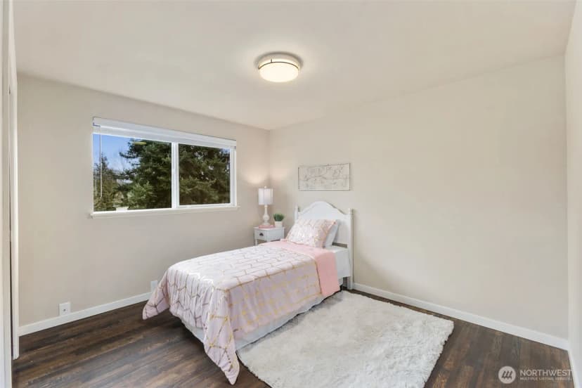 Property photo for 509 147th Place Ne, Bellevue photo 22