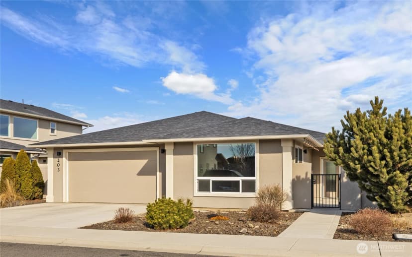 Property photo for 203 E Chason Avenue, Ellensburg