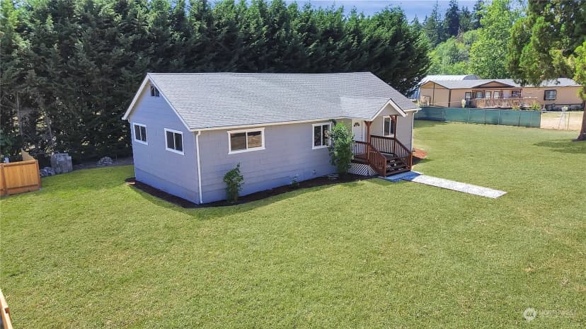 Property photo for 4918 128th Street E, Tacoma photo 24