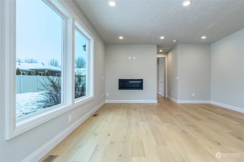 Property photo for 30 Ne Alpine Drive, College Place photo 6