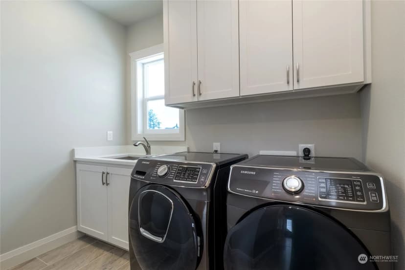 Property photo for 30 Ne Alpine Drive, College Place photo 29