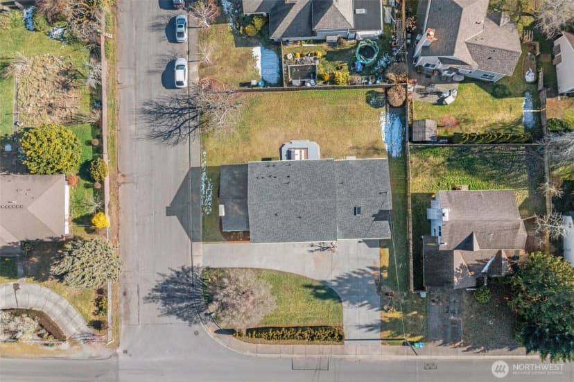 Property photo for 19010 102 Avenue Se, Renton photo 33
