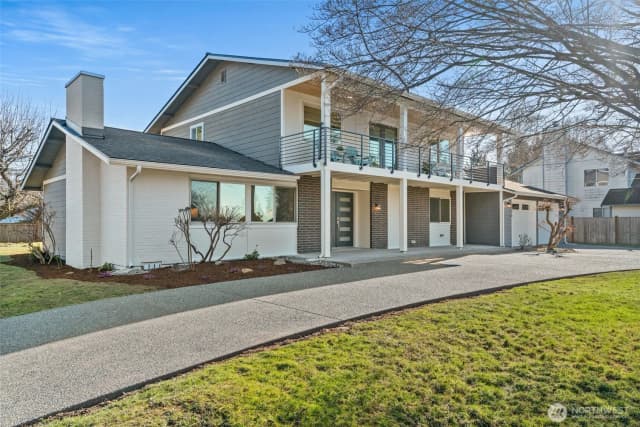 Property photo for 19010 102 Avenue Se, Renton photo 4