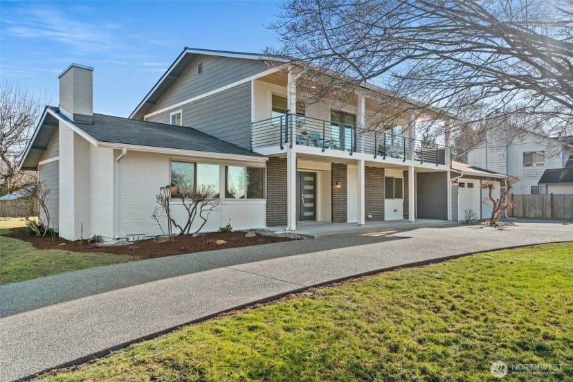 Property photo for 19010 102 Avenue Se, Renton photo 4