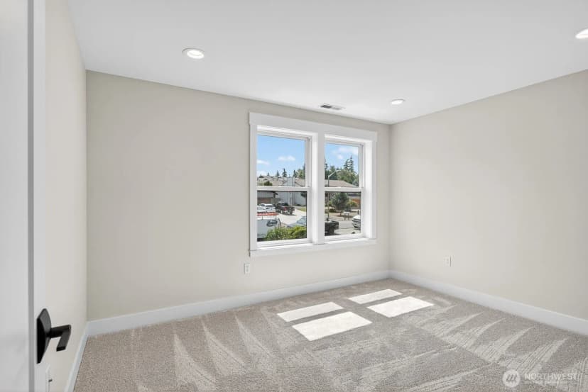Property photo for 3910 W 3rd Street, Anacortes photo 36