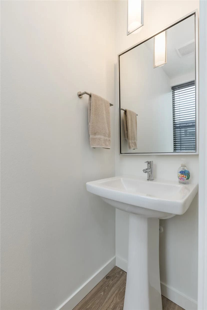 Property photo for 32779 Madrona Avenue Se, Black Diamond photo 10