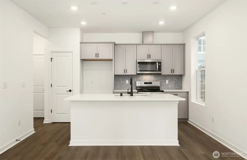 Property photo for 4273 Mckinley Lot 21 Avenue, Carnation photo 6