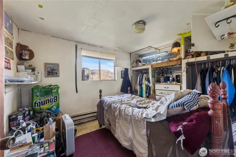Property photo for 18068 State Route 9, Mount Vernon photo 14