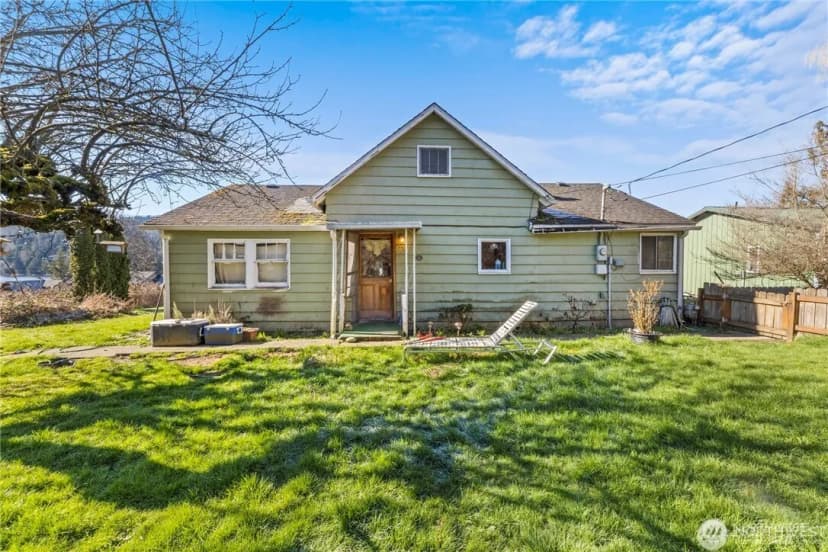 Property photo for 18068 State Route 9, Mount Vernon photo 8