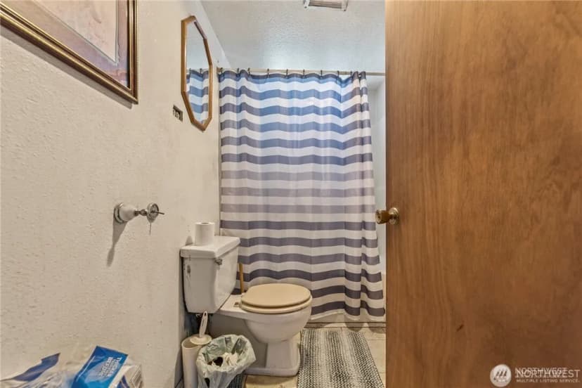 Property photo for 18068 State Route 9, Mount Vernon photo 15