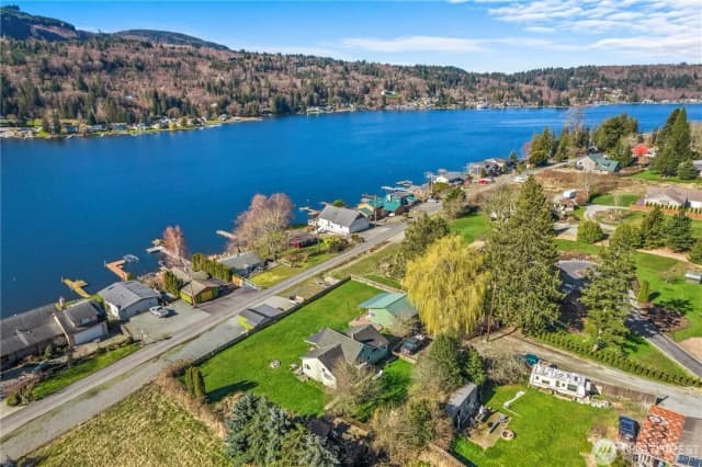Property photo for 18068 State Route 9, Mount Vernon