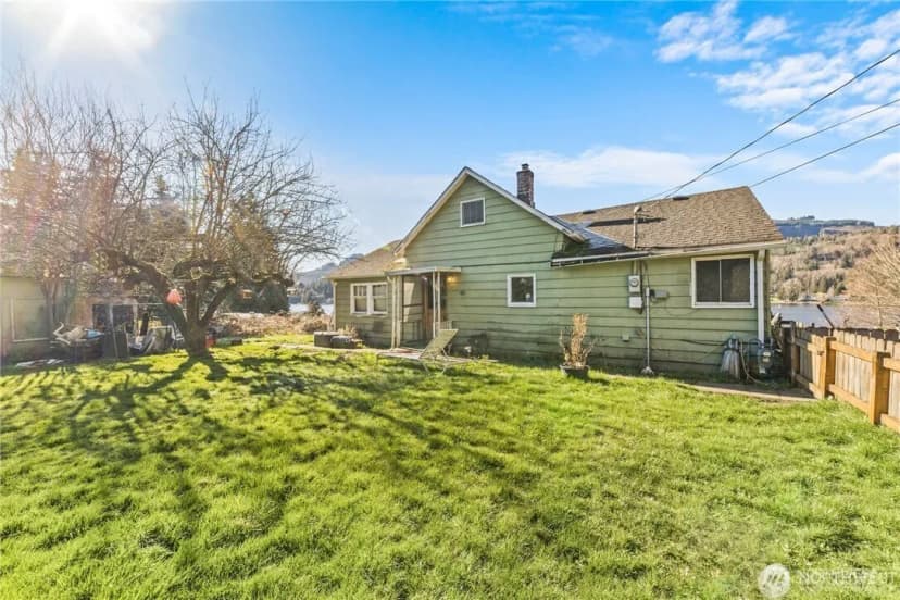 Property photo for 18068 State Route 9, Mount Vernon photo 9