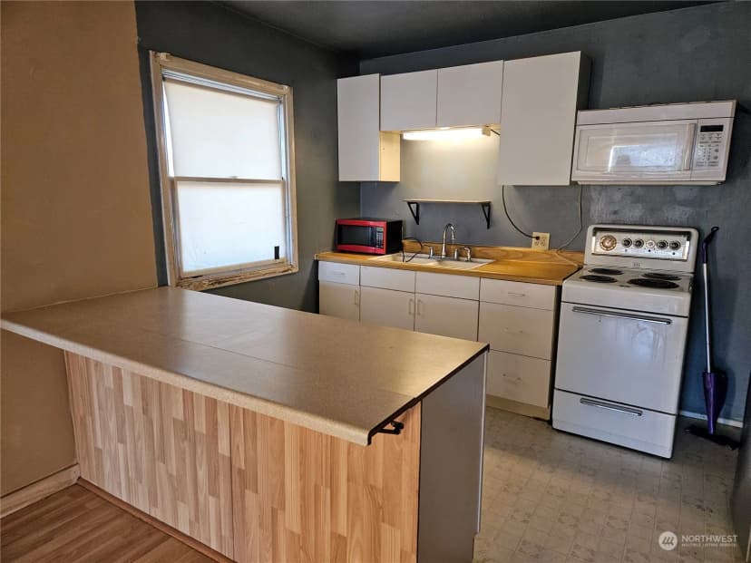 Property photo for 415 W Main Street, Almira photo 11