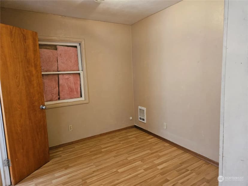 Property photo for 415 W Main Street, Almira photo 17