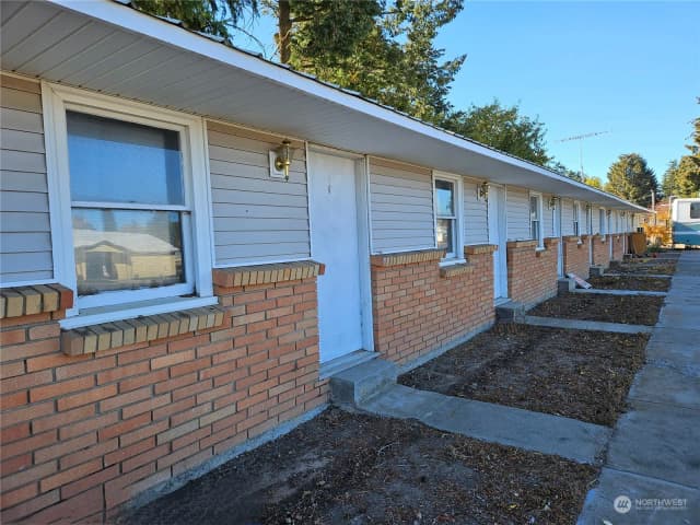 Property photo for 415 W Main Street, Almira