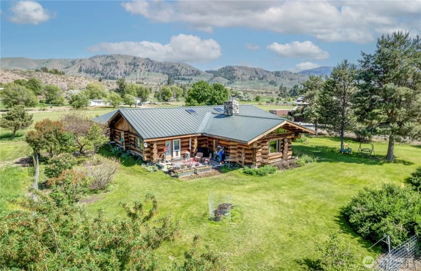 Property photo for 2992 State Route 153 Highway, Twisp photo 38