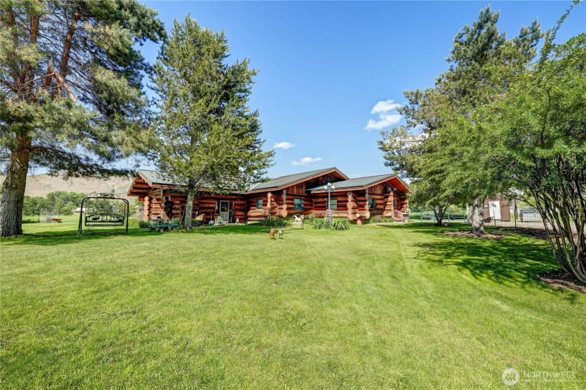 Property photo for 2992 State Route 153 Highway, Twisp photo 2