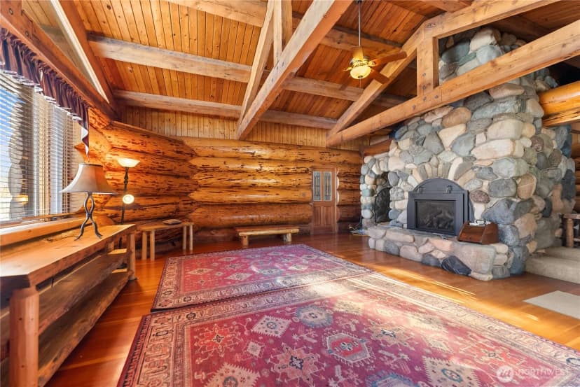 Property photo for 2992 State Route 153 Highway, Twisp photo 6