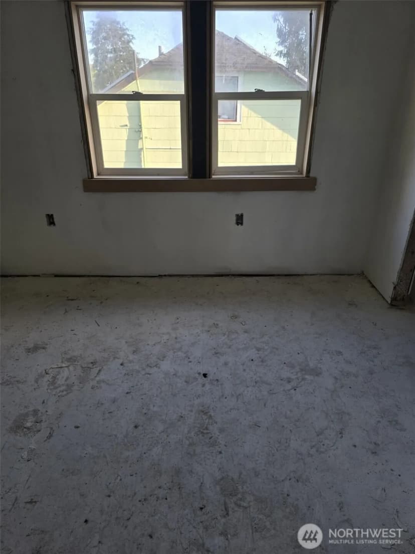 Property photo for 1501 Broadway, Everett photo 8