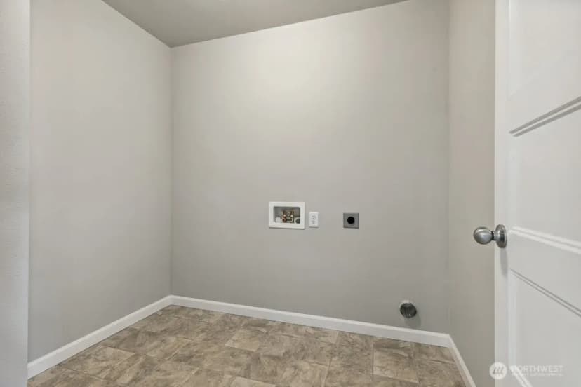 Property photo for 9431 Chief Leschi Street Se #5, Yelm photo 19