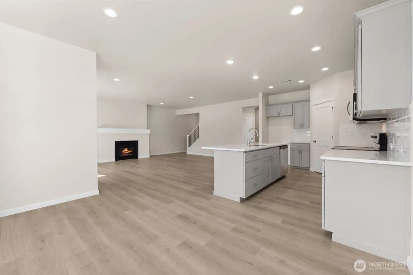 Property photo for 9444 Chief Leschi Street Se #28, Yelm photo 13