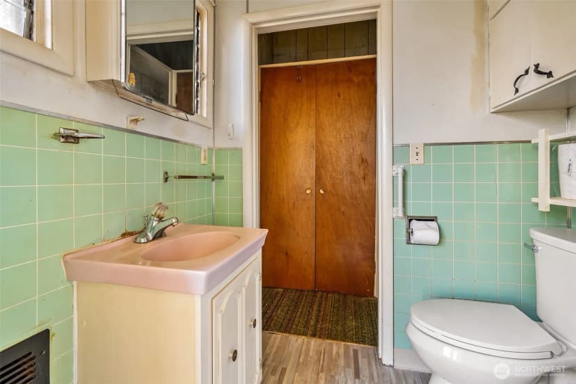 Property photo for 216 1 Se 1st Street, Winlock photo 13
