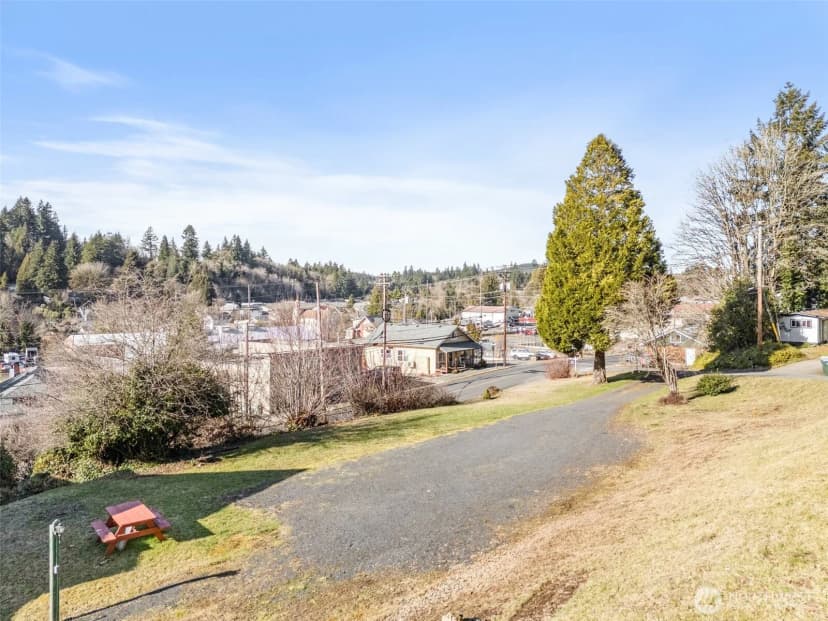 Property photo for 216 1 Se 1st Street, Winlock photo 33