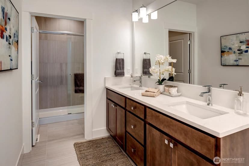 Property photo for 10676 Se 170th Place, Renton photo 18