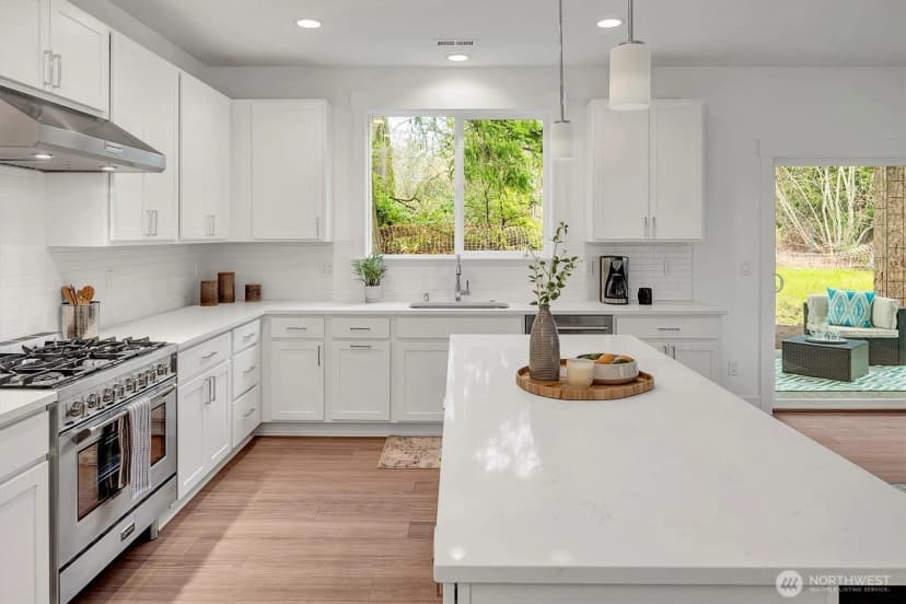 Property photo for 10676 Se 170th Place, Renton photo 8