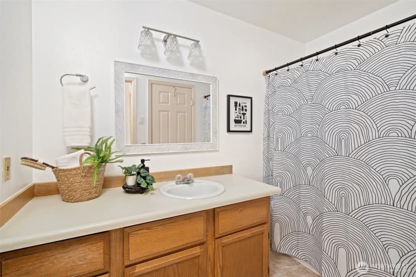 Property photo for 21916 Virgina Place Ne, Kingston photo 12