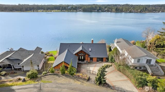 Property photo for 382 E Bergeson Road, Shelton