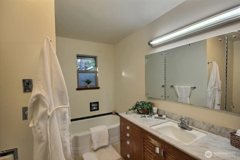 Property photo for 926 Sw 356th Street, Federal Way photo 16