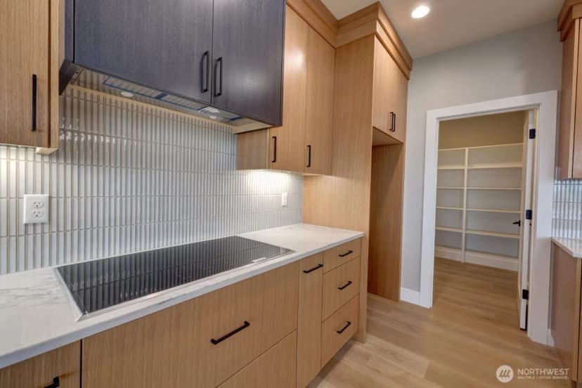 Property photo for 31905 G Street, Ocean Park photo 11