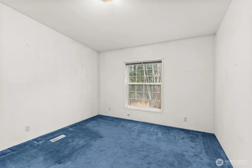 Property photo for 6042 W Cloquallum Road, Shelton photo 15