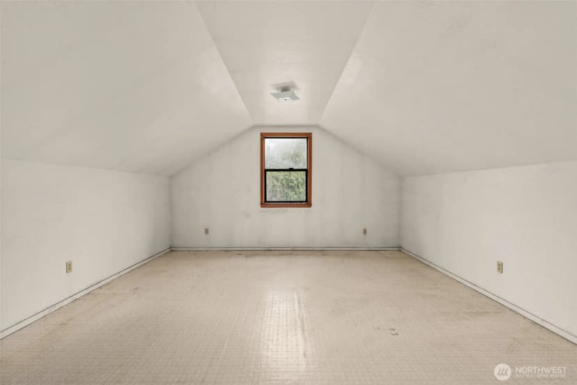 Property photo for 6042 W Cloquallum Road, Shelton photo 29