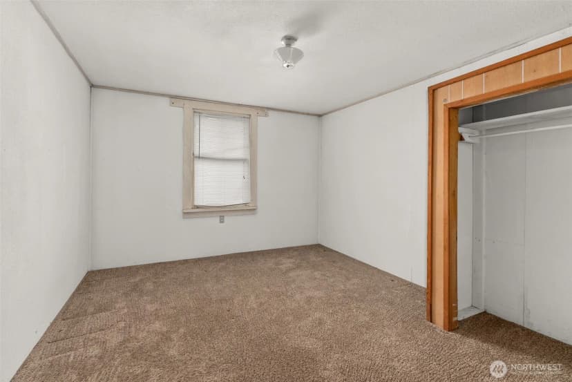 Property photo for 6042 W Cloquallum Road, Shelton photo 25