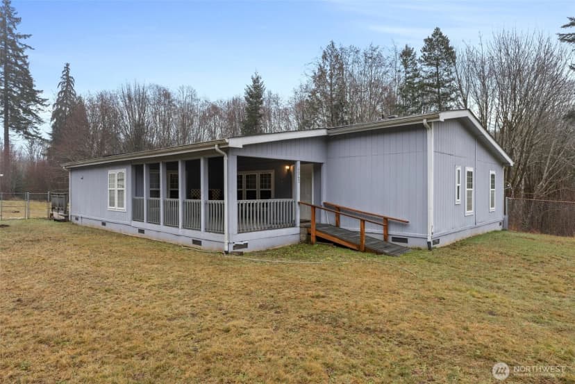 Property photo for 6042 W Cloquallum Road, Shelton photo 3