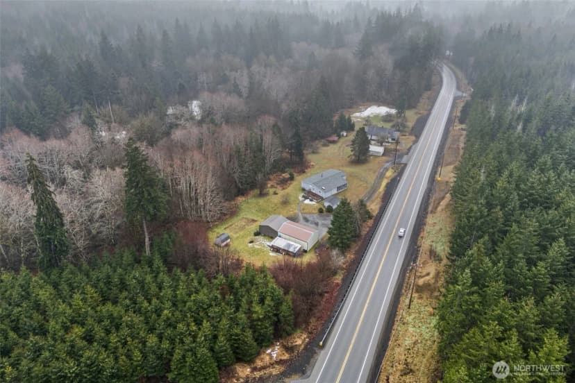 Property photo for 6042 W Cloquallum Road, Shelton photo 35