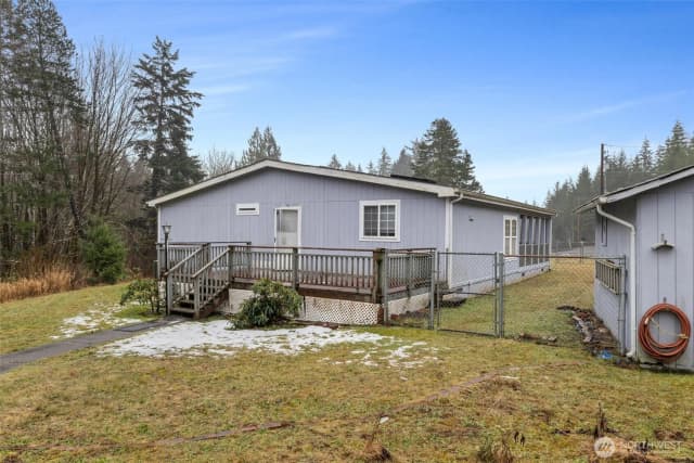 Property photo for 6042 W Cloquallum Road, Shelton photo 4