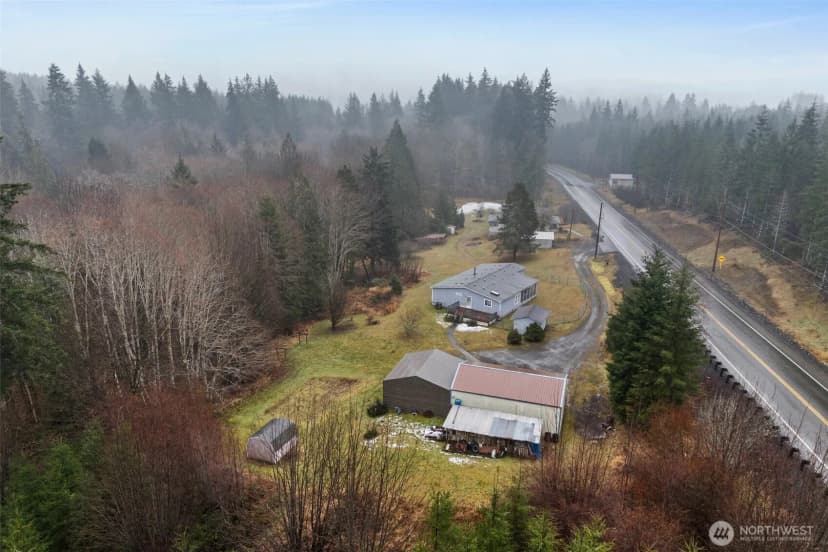 Property photo for 6042 W Cloquallum Road, Shelton photo 33