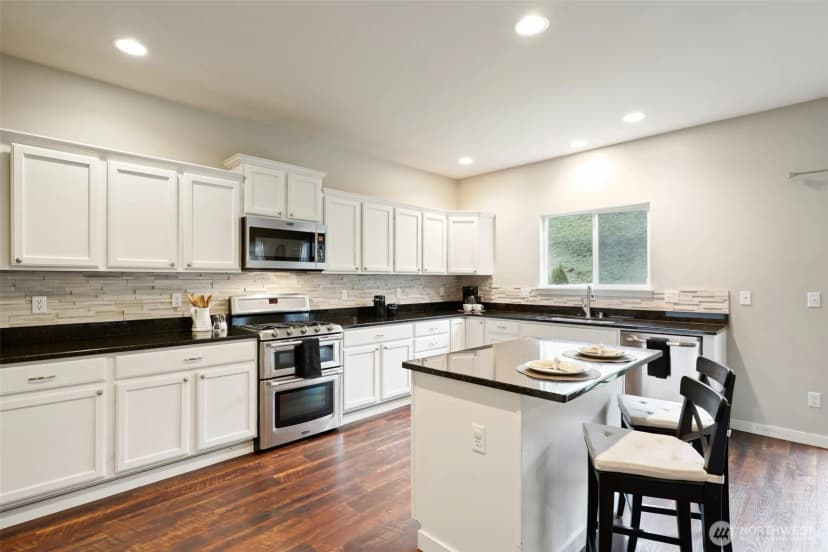 Property photo for 27609 256th Place Se, Maple Valley photo 14