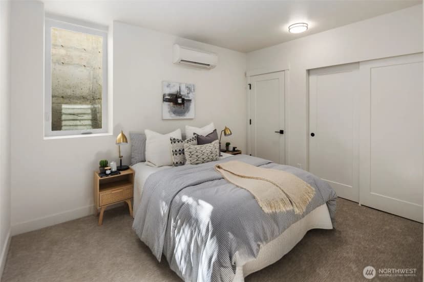 Property photo for 4518 B 33rd Avenue S, Seattle photo 17