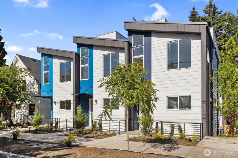 Property photo for 4518 B 33rd Avenue S, Seattle photo 24