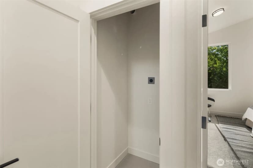 Property photo for 4518 B 33rd Avenue S, Seattle photo 19