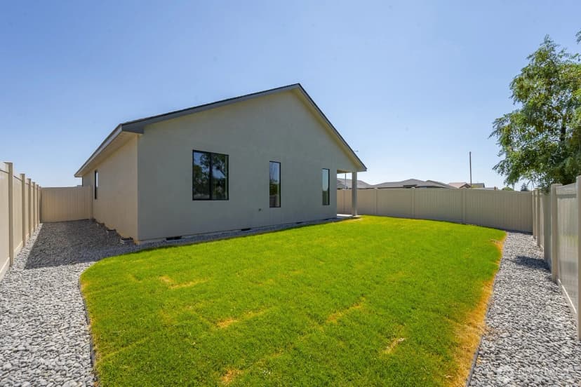 Property photo for 929 9th Avenue Ne, Ephrata photo 7