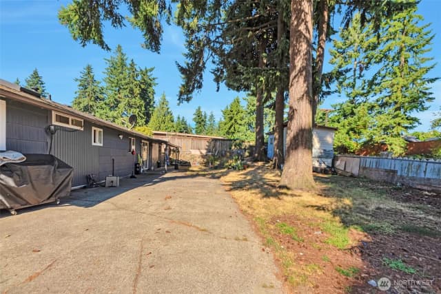 Property photo for 148 S 302nd Street, Federal Way photo 5