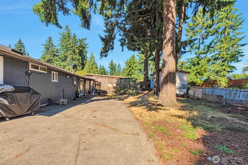 Property photo for 148 S 302nd Street, Federal Way photo 5