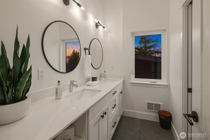 Property photo for 2521 Nw 92nd Street, Seattle photo 31