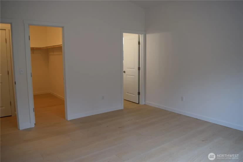 Property photo for 7081 E Bullseye Street, Port Orchard photo 8